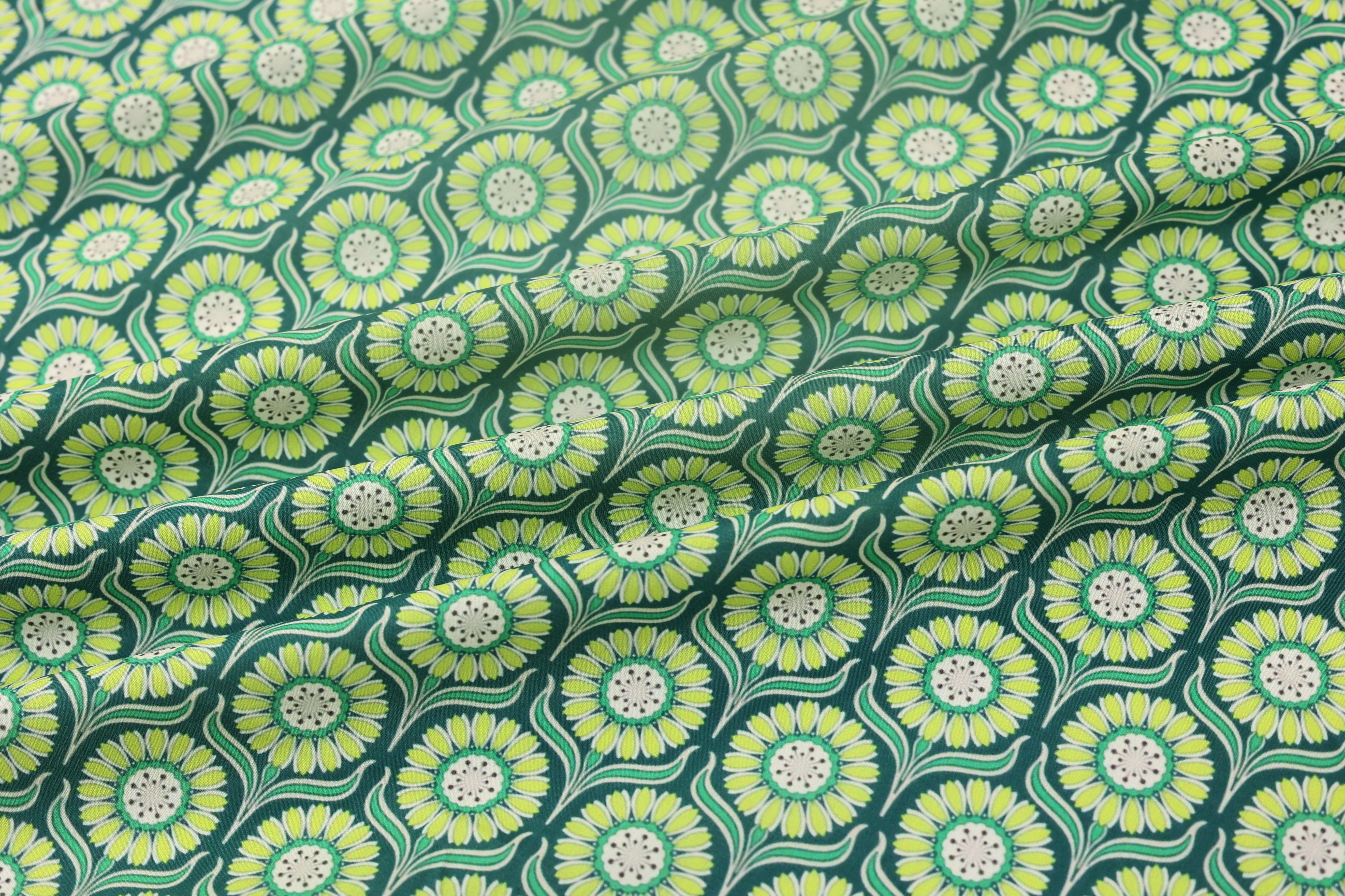 100% Cotton Printed Fabric - Retro Daisy Print, Green and Orange, 73 GSM, Width 145 CM