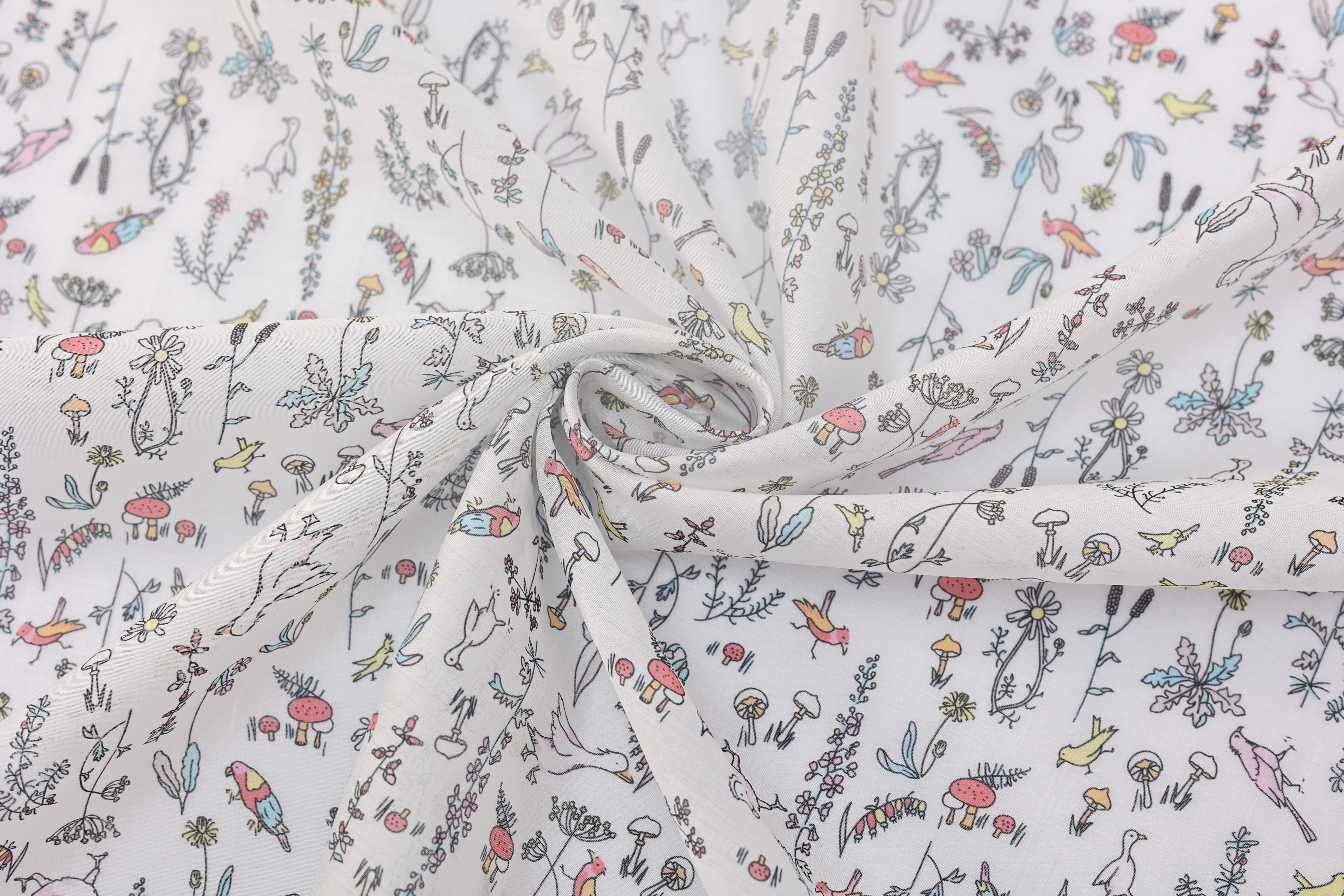 15% Nylon 85% Tencel Printed Fabric - Meadow Bird and Mushroom Print, 50 GSM, Width 148 CM