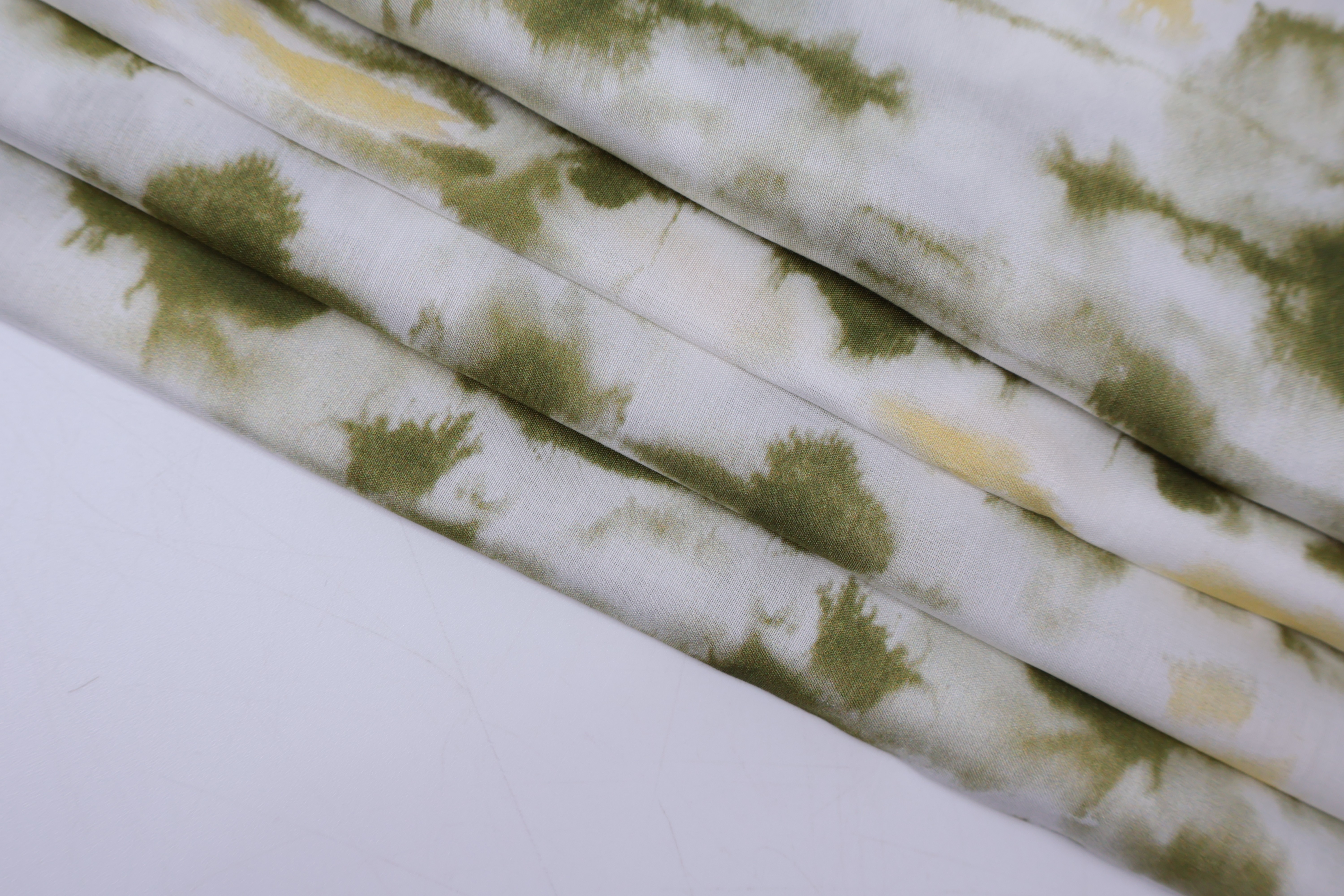 30% Silk 70% Rayon Printed Fabric (12mm) - Green and Yellow Brush Print, 60 GSM, Width 140 CM
